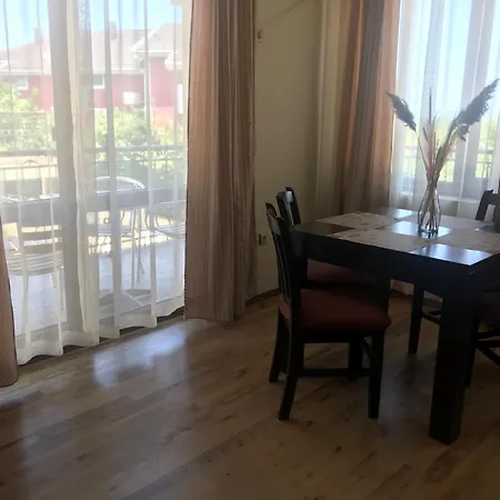 Aparthotel созополски перли 3*